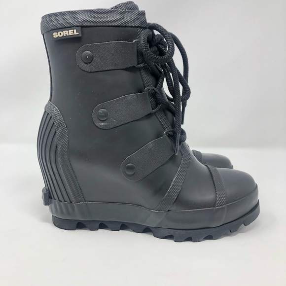 sorel black wedge booties